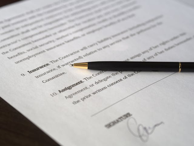 Umowy handlowe – praktyczny poradnik dla przedsiębiorców